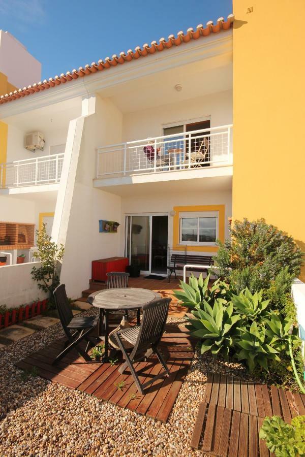 Surf House Baleal Bagian luar foto